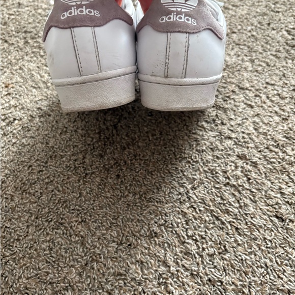 Adidas Superstar White and Light Purple Shoes - Picture 6 of 7